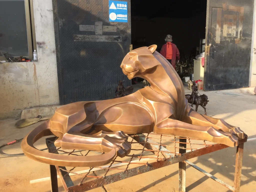 Bronze Leopard Statue